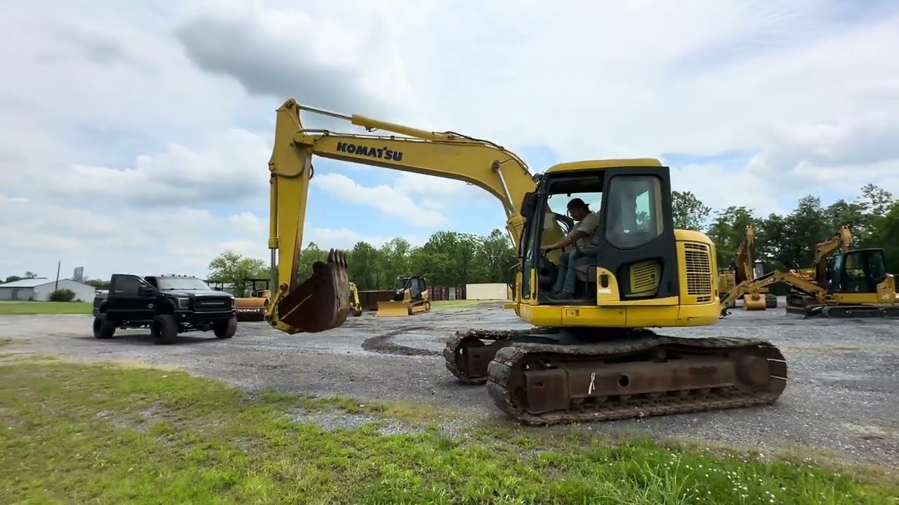 Komatsu pc128 demo video 