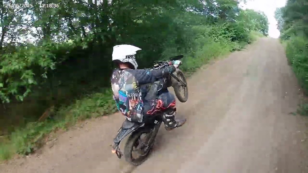 Tong Parkwood off road practise with Jack Surron Ultra Bee KTM Exc 300