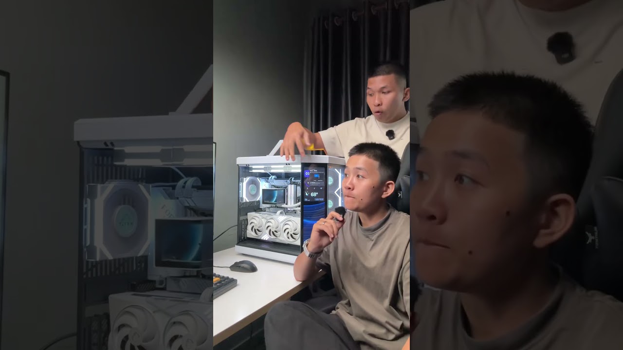 TITEK build PC  Case khủng quá, có cả màn hình 