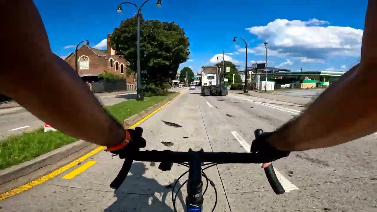 bagless riding is at where is #atlanta #cyclecommute #roadbike #gravelbike #humility