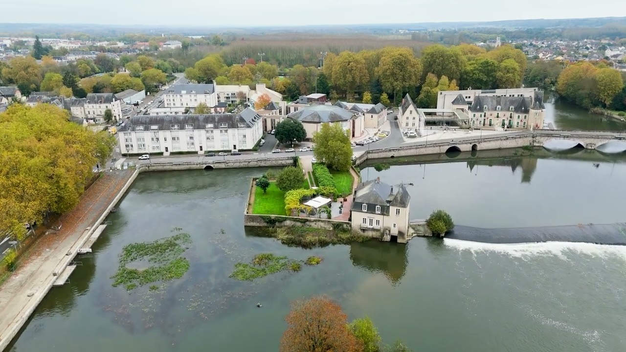 La Flèche en 2024 : Splendides Vues Aériennes par Drone