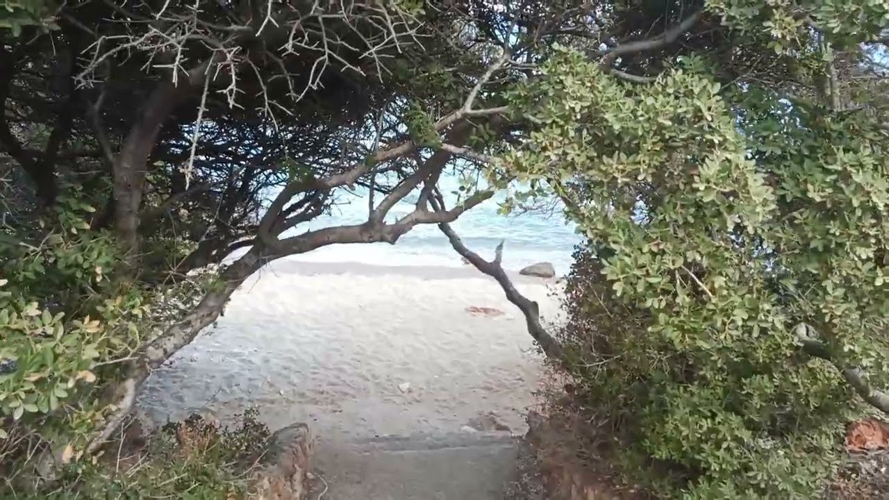 Listis Spilios Beach, Agios Nikolaos, Crete - Στου Ληστή το σπήλιο, Παραλία