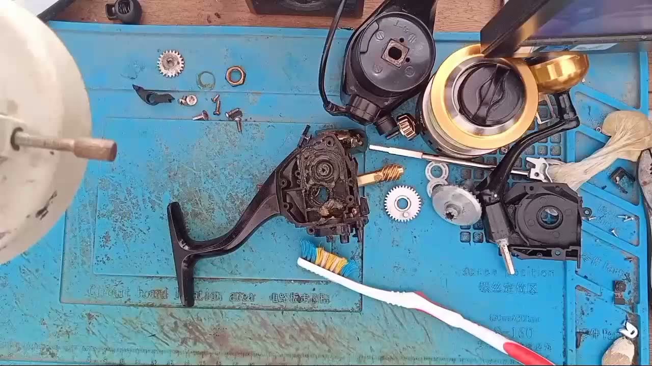 FISHING REEL'S | Cleaning And Repair
