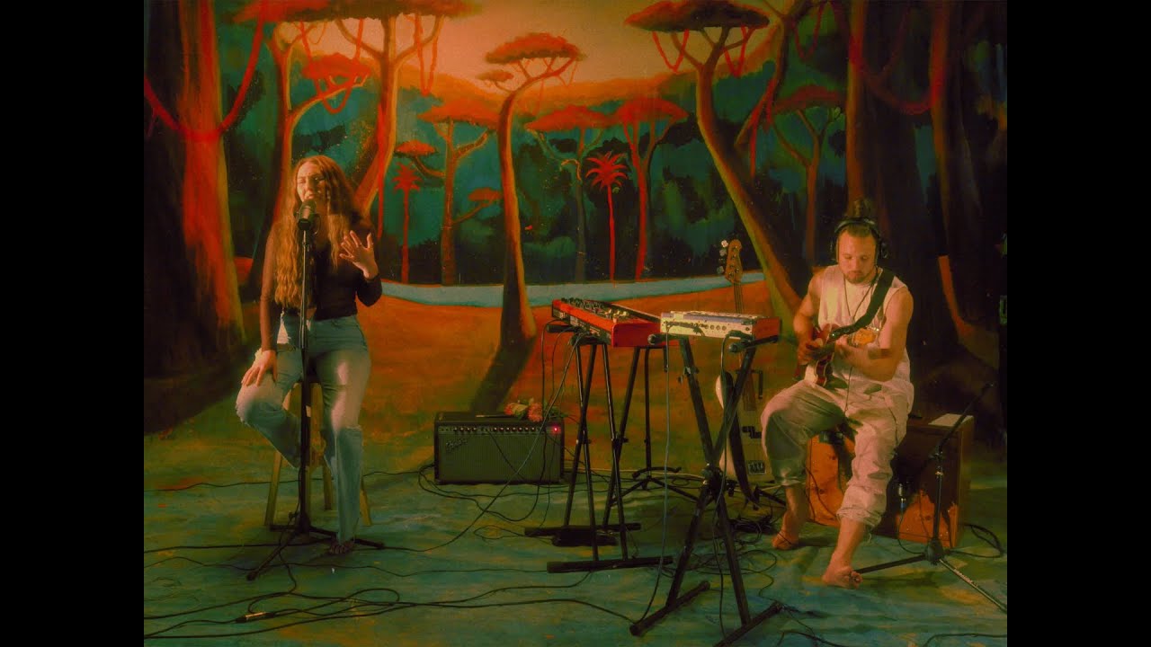 Anan Ya'ari Ft. Luna Mae - Speak Your Mind. The YU live sessions
