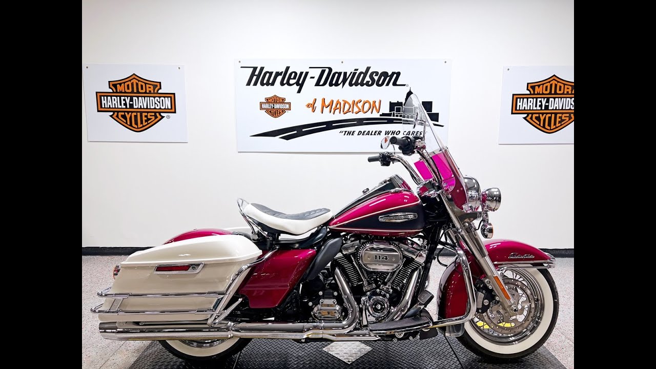 2023 Harley Davidson Electra Glide Highway King FLHFB 157 Miles HiFi Magenta & Birch White