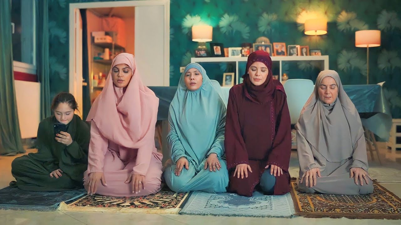 بسبب أصولها العربية والإسلامية بتواجه صعوبة إنها تبقى مذيعة في فرنسا.. ملخص مسلسل Thicker than water