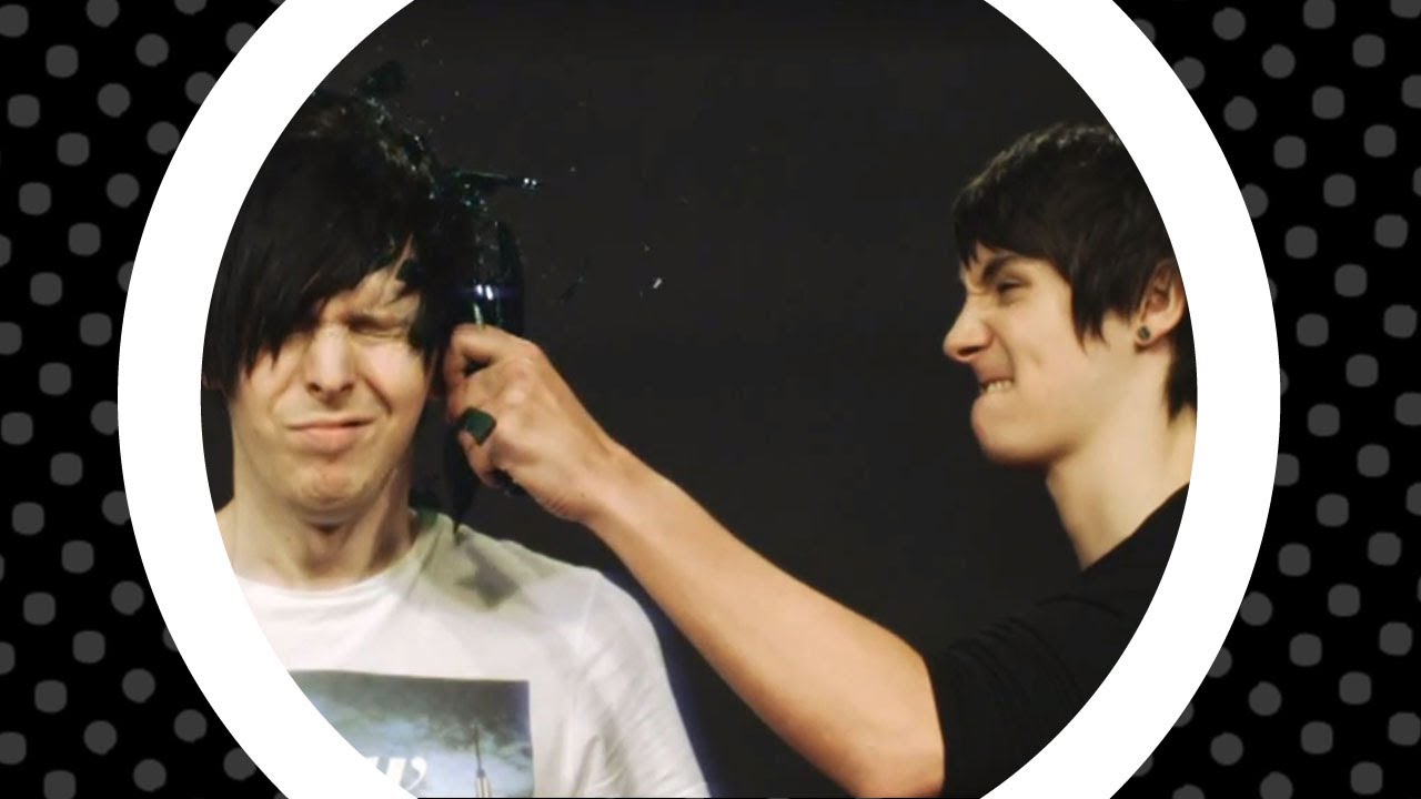 Slow-As-A-MoFo-Show with Dan Howell And Phil Lester!