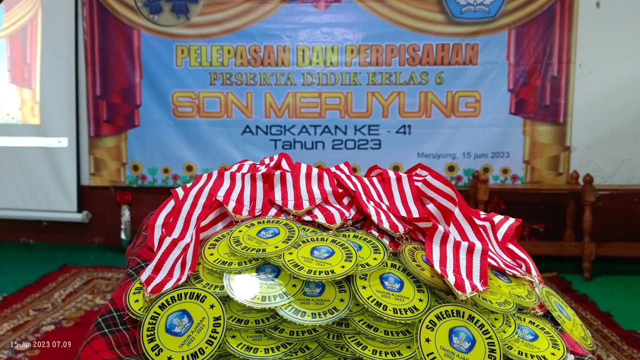 Wisuda Angkatan 41 - SDN Meruyung