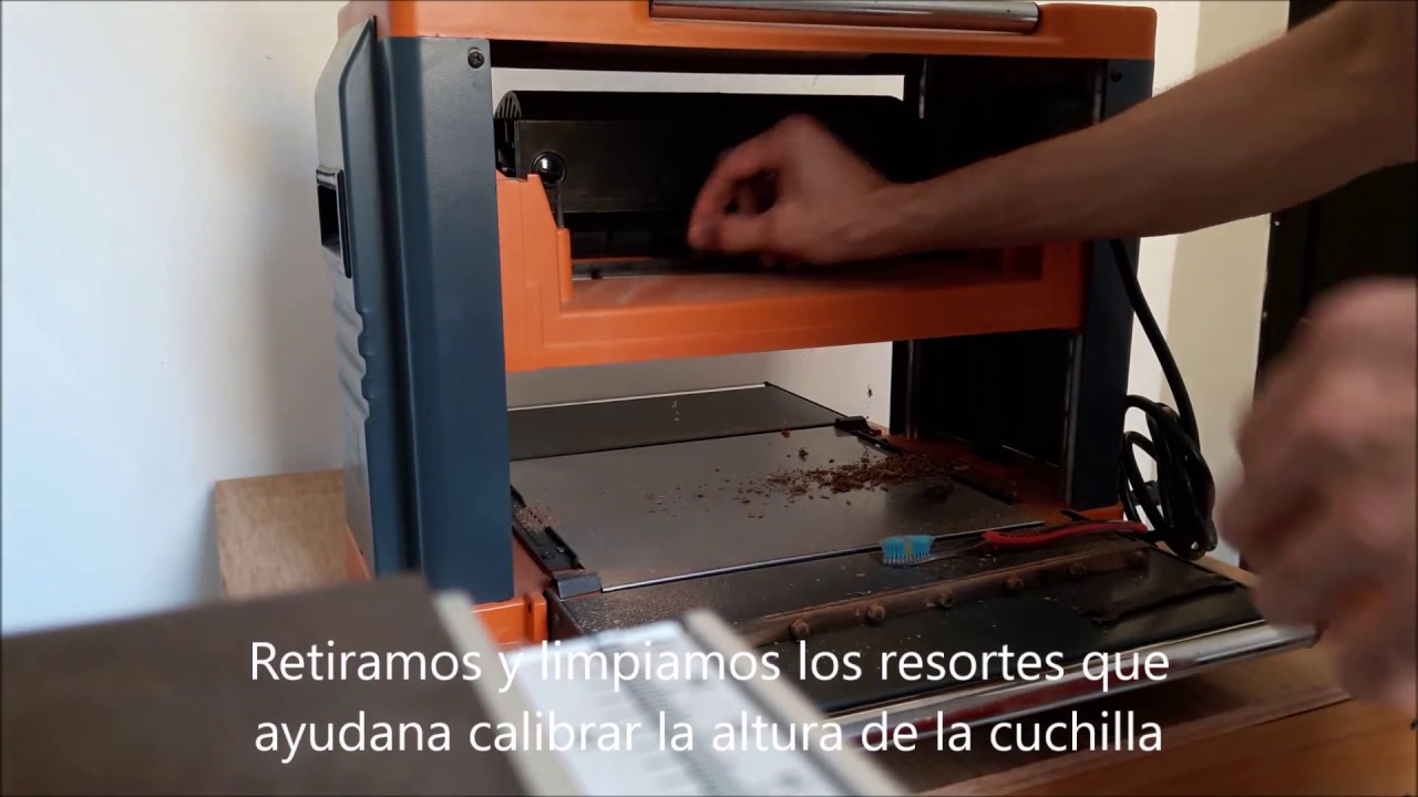 Cambio de Cuchillas Cepillo 12 Pulg  Parte 1