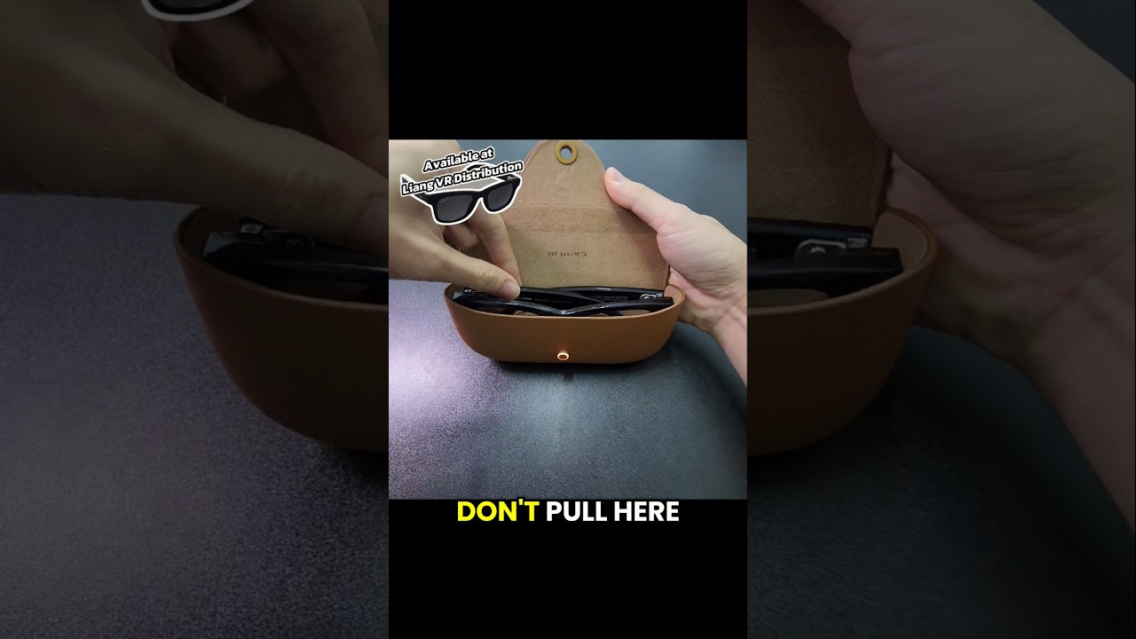 How to correctly take out the Rayban Meta from the charging case. #Rayban #RaybanMeta #SmartGlasses