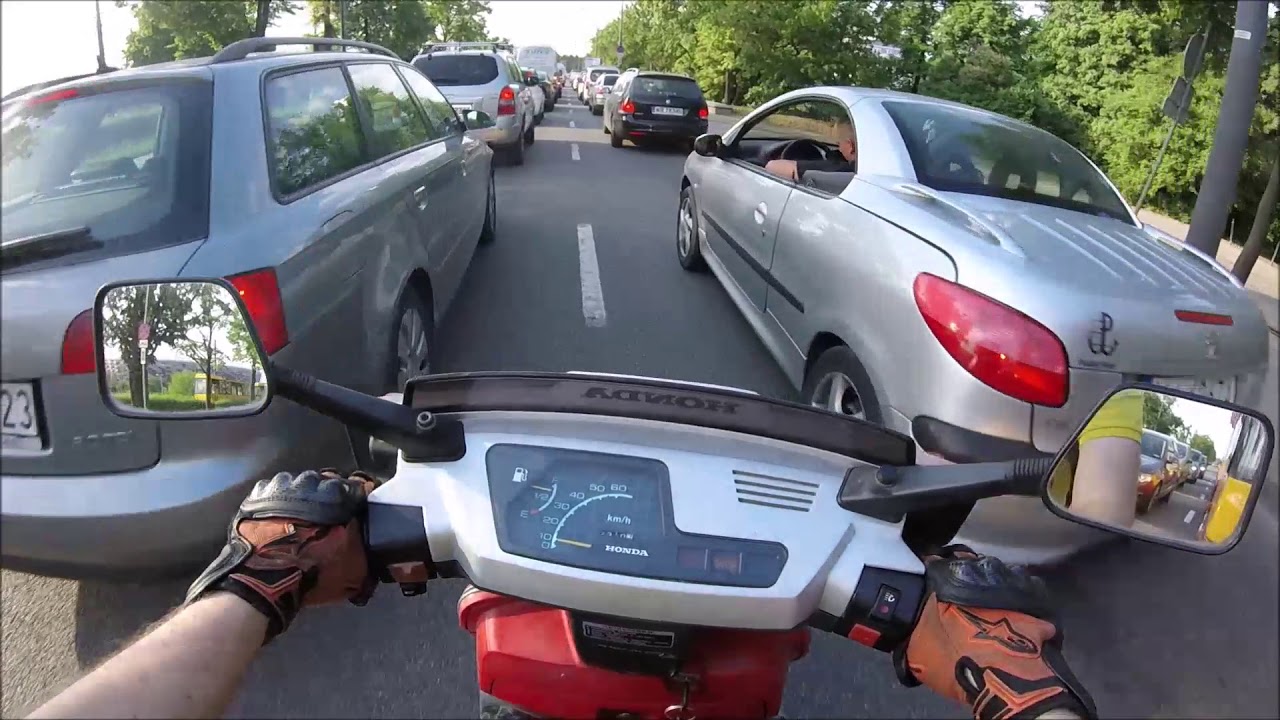Honda Lead AF01 korki & nieprzyjemne sytuacje - Warszawa
