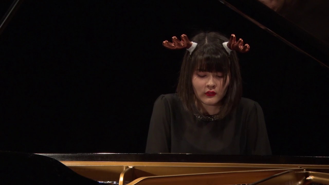 Umi Garrett // Christmas Improv: We Wish You A Merry Christmas & Jingle Bells Mashup