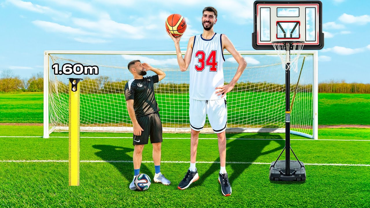 Fotbal vs Baschet cu Cel Mai Inalt Om din Romania 2.20m !