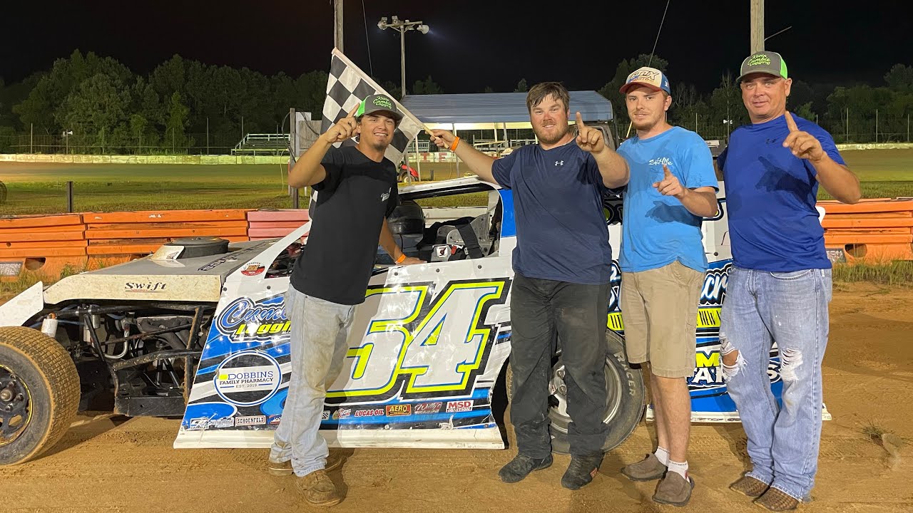 Cameron gets his first feature win at Hattiesburg Speedway!