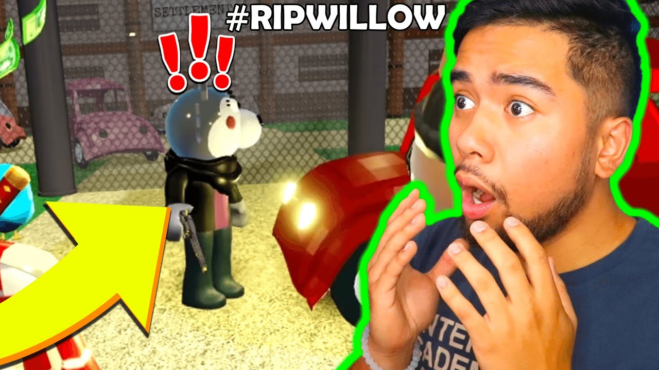 REACTING TO @PghLFilms WILLOW GETS RUN OVER BY A CAR.. (Roblox Piggy RP Film)
