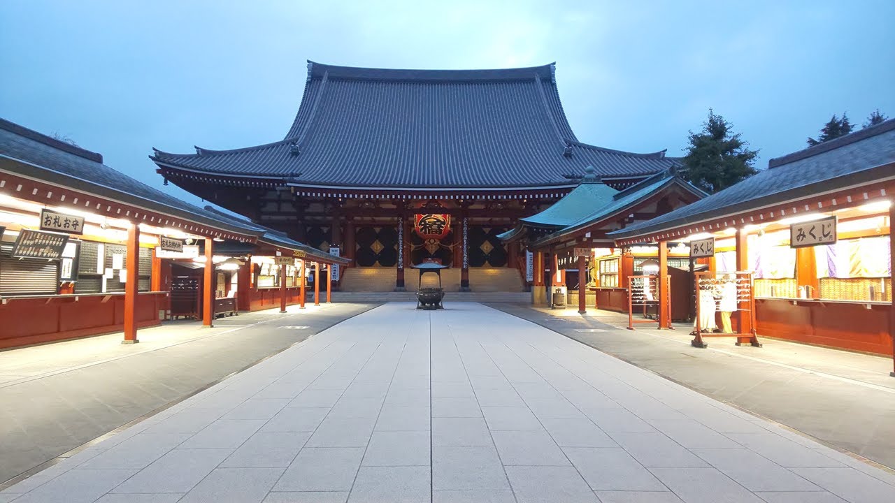 [Tokyo Walk] Early Morning Walk in Asakusa / 浅草の早朝散歩（5:00 A.M.）【4K/8K 360° VR】