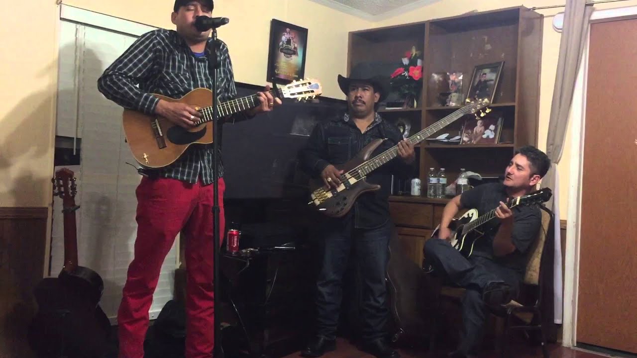 Mis tiempos pasados. Con Los Gallos De la Sierra