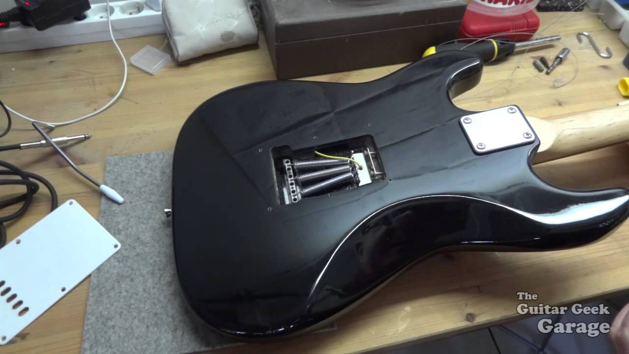 05 - Réglages Stratocaster - Changer les Cordes