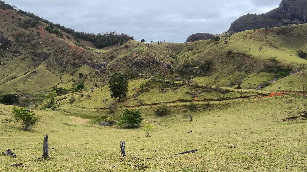 ESSA ROÇA PARECE CENÁRIO DE FILME DE TÃO LINDA