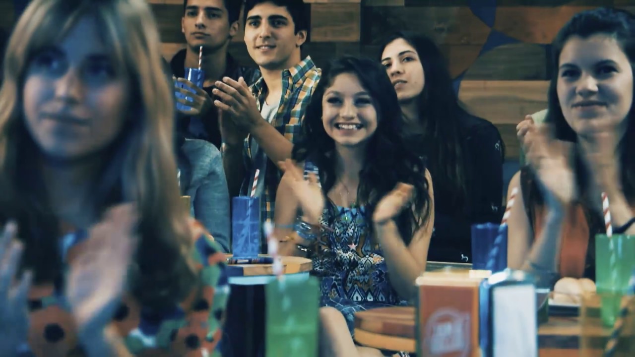 Chanson: Alzo Mi Bandera I Soy Luna I Disney Channel BE