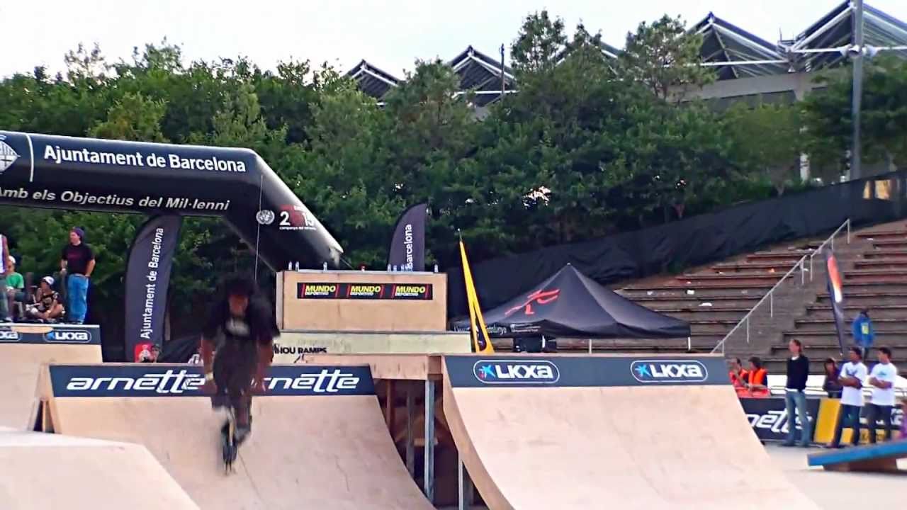 LKXA Barcelona Festival Extreme 2011 entrenamientos riders pro scooters