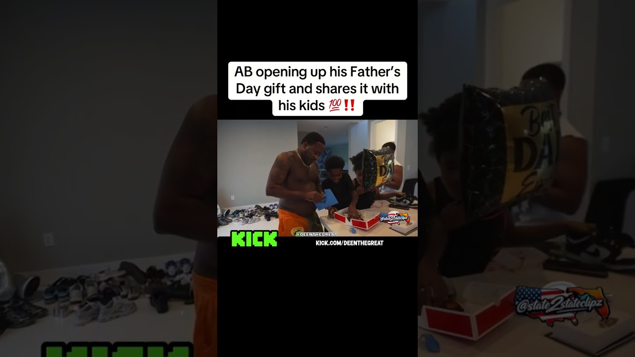 AB opening up his Father's Day gift and shares it with his kids #viral #trending #shorts