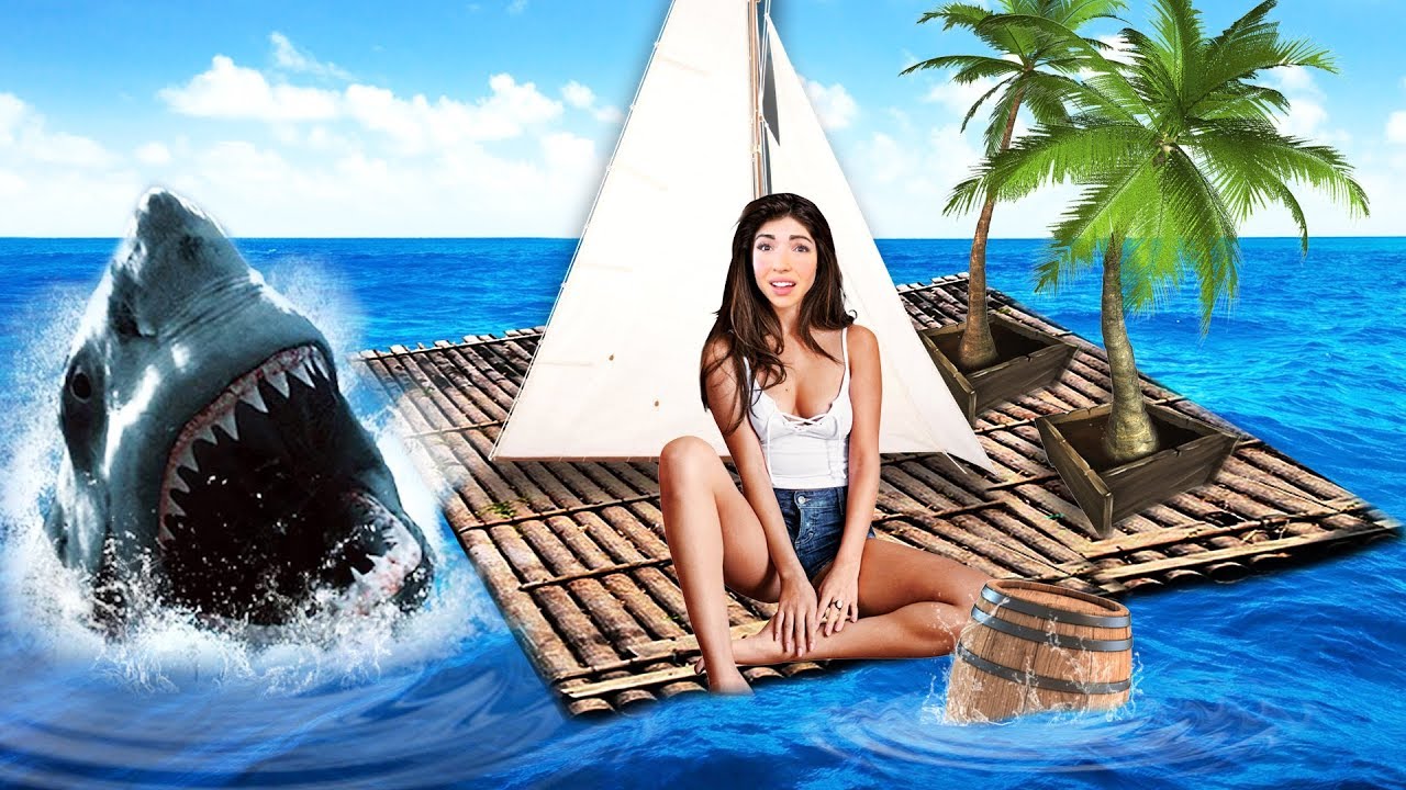 STRANDED IN THE OCEAN!! (Raft)