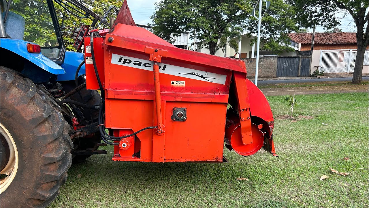 Vagão Forrageiro Hidráulico Marca Ipacol modelo Minimix 1,5 m Ano 2015 a venda !!