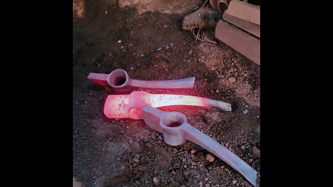 Zarbardast Blacksmithing Process｜ Power Mining Hammer Axe Forging #howitsmade