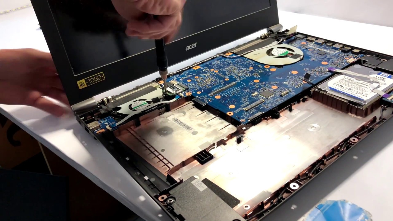Разборка игрового ноутбука Acer Aspire V17 Nitro Black Edition