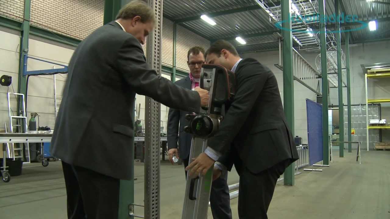 Kooiladderspecialist presenteert het High Step klim systeem