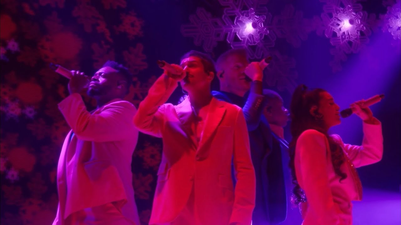 &lsquo;God Rest Ye Merry Gentlemen&rsquo; Pentatonix Live Stream Christmas 2023