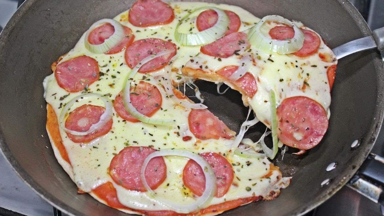 SEM OVO SEM LEITE PIZZA DE FRIGIDEIRA BEM F&Aacute;CIL, R&Aacute;PIDA E ECON&Ocirc;MICA