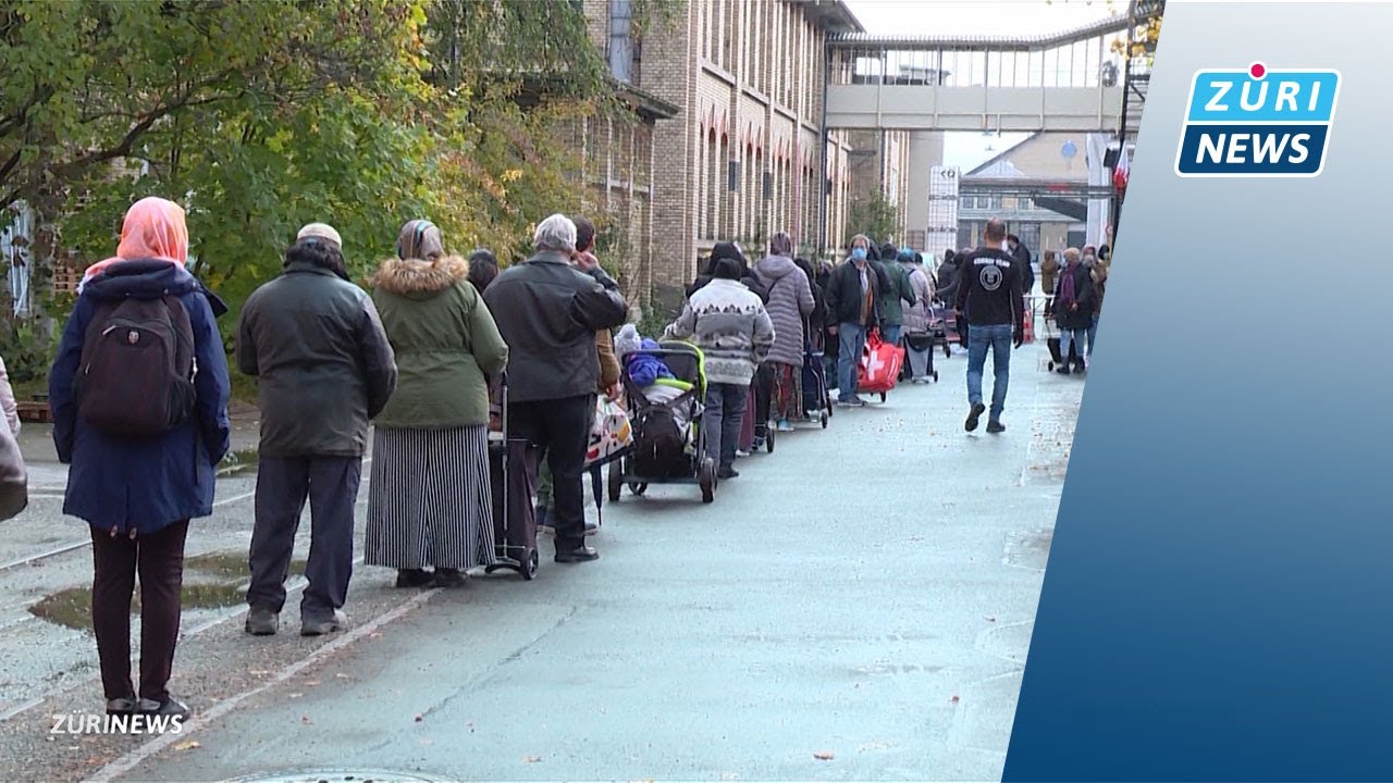 Corona-Armut: Schlangen vor Essensausgaben werden immer länger