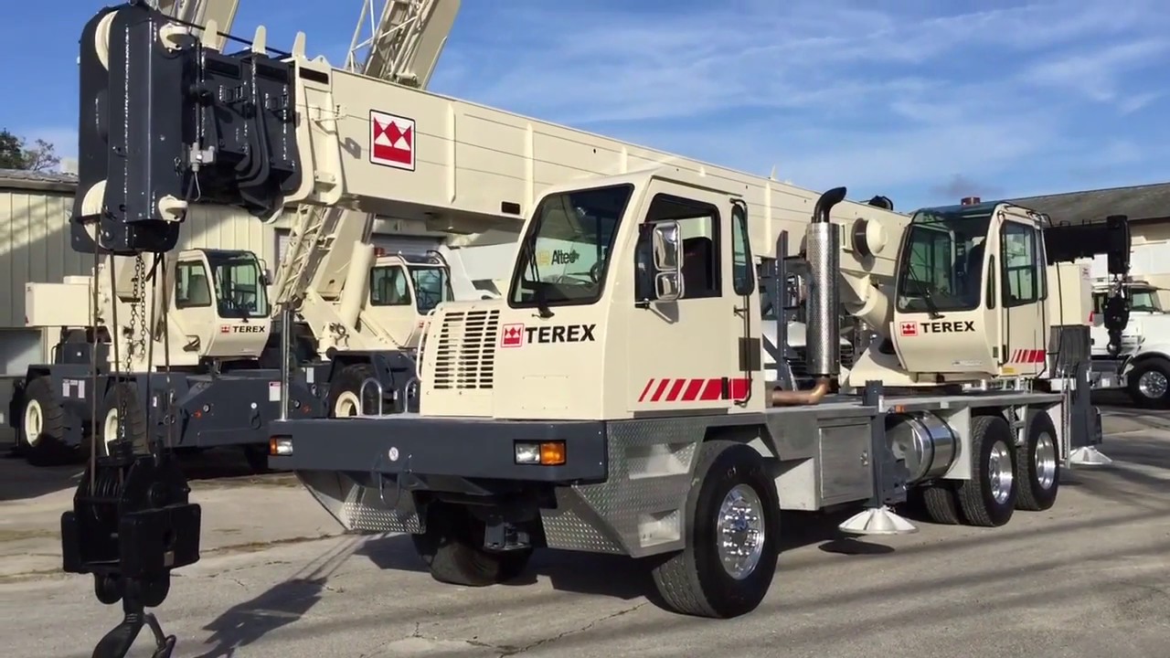 2007 TEREX T340-1XL 40 ton truck crane for sale. Call Russ 772-519-3928
