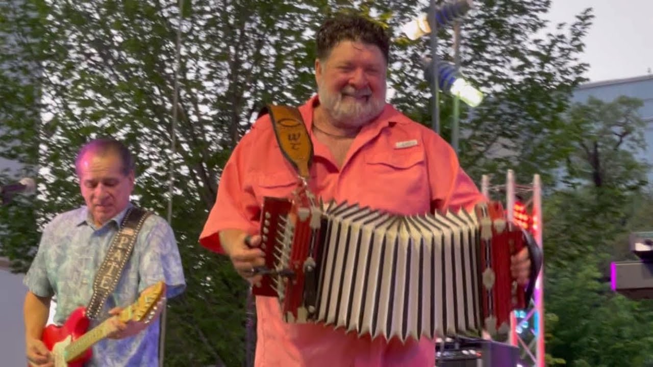 New Orleans Lady - Wayne Toups (2013)