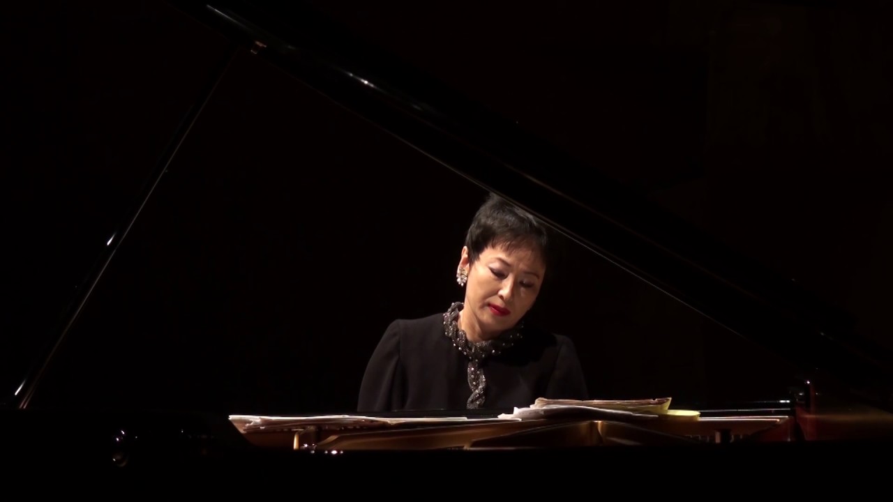 熊本マリ「グラナドス：”スペイン舞曲集”より アンダルーサ」