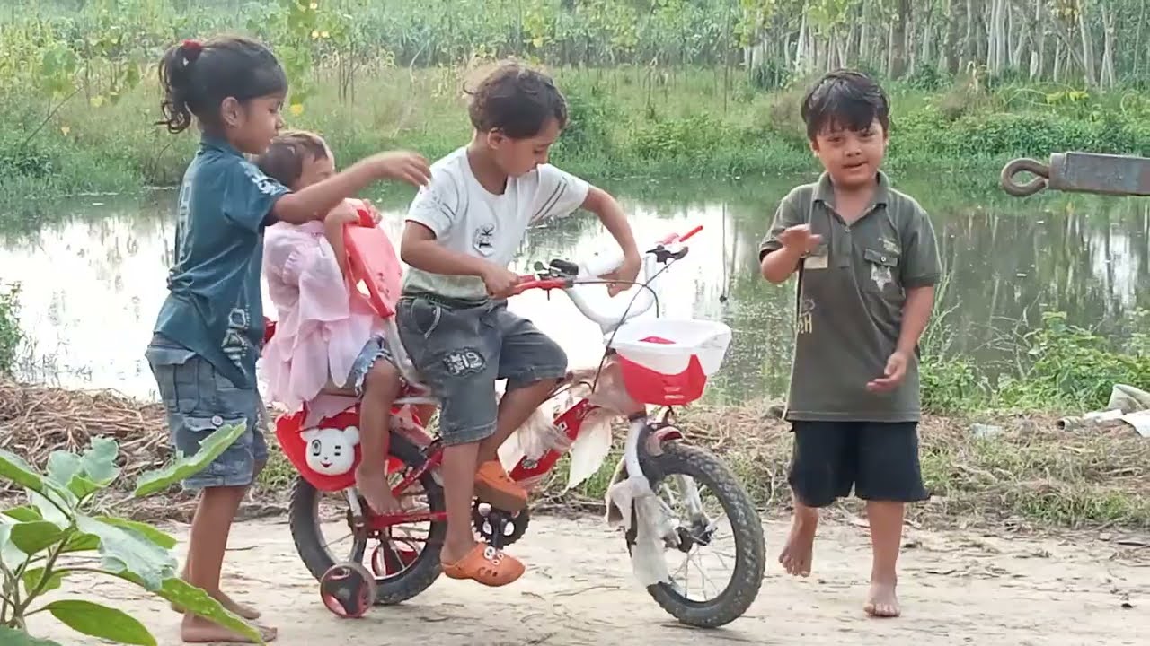 kids cycle balance bike safety tips you riding a cycle children kids learn ride 😄 Marin faimgour