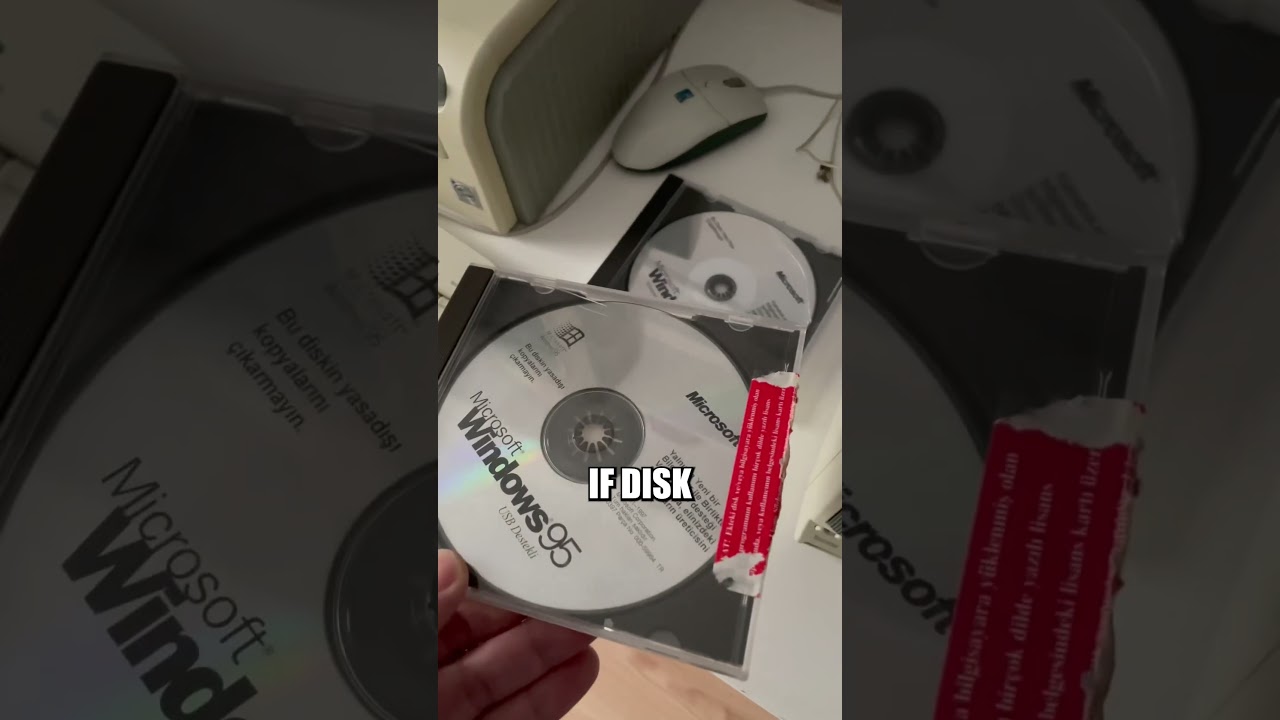 Did you know that Windows 95 came on 13 floppy disks? 😦🤯 #digitalnostalgia #windows95