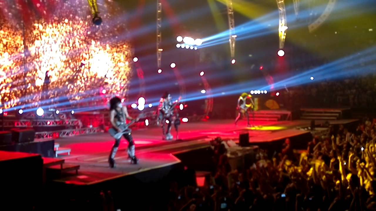 KISS MONSTER TOUR MILAN 18-06-2013 PART ONE