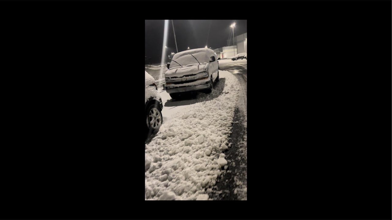 FUGINDO DA TEMPESTADE DE NEVE ❄️☃️🌨️