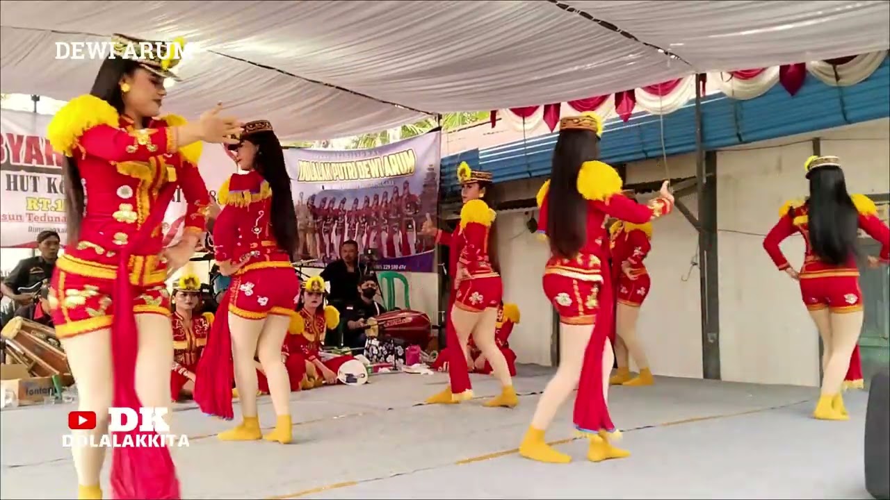Mandi di kali dolalak dewi arum panawaren banjarnegara live di pucungkerep kaliwiro wonosobo