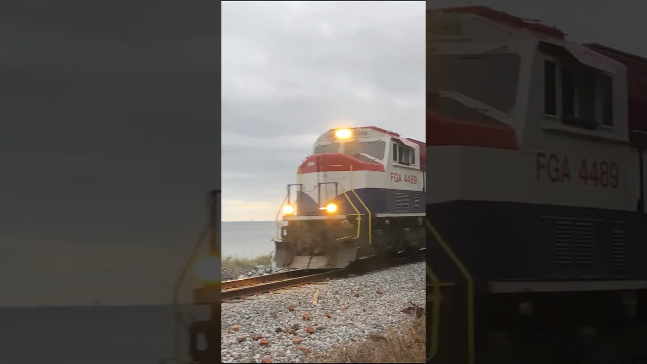 Train Along Escambia Bay in Pensacola, FL - FGAR 4489
