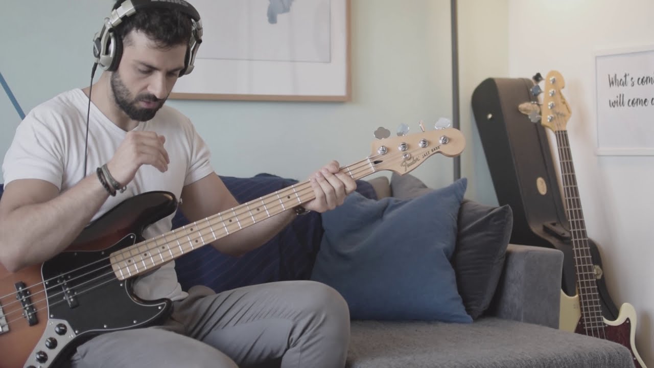 COLDPLAY / THE CHAINSMOKERS - SOMETHING JUST LIKE THIS - Slap bass cover by GEORGE DEE