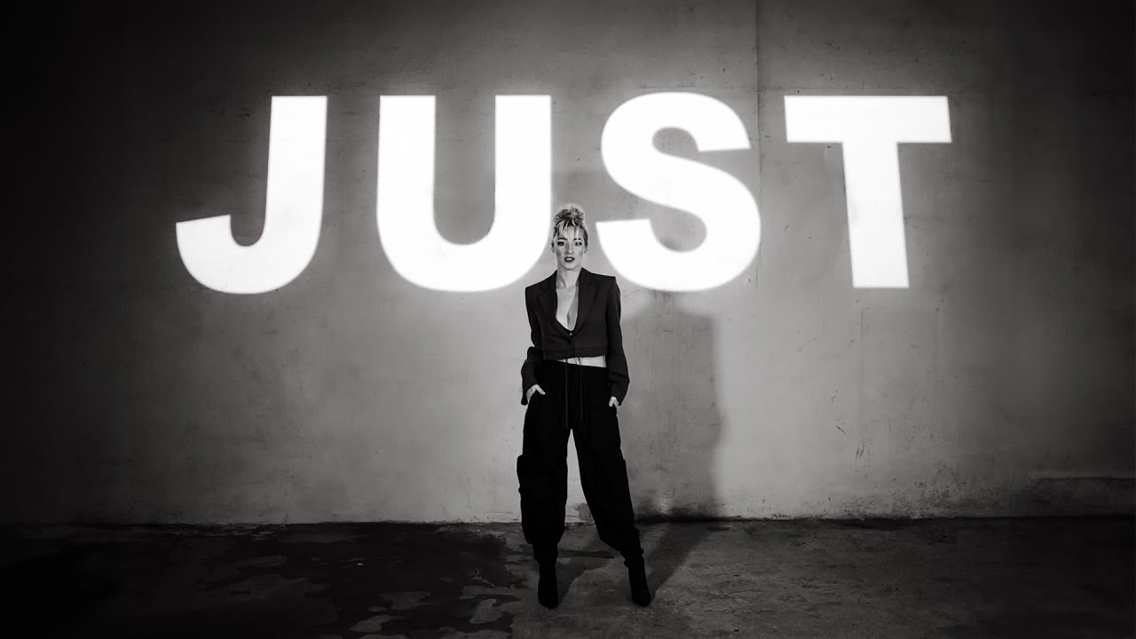 Lenka Piešová - JUST |Official Video|