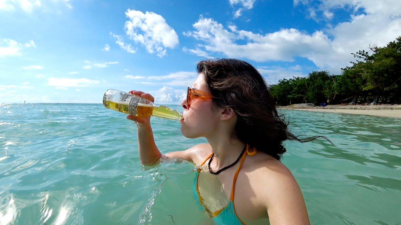 Solo Hitchhiking in Puerto Rico