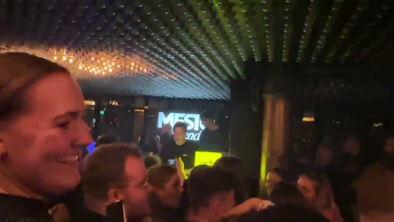 Vluarr Live at Mesto & Friends - Jimmy Woo / 2024.10.16