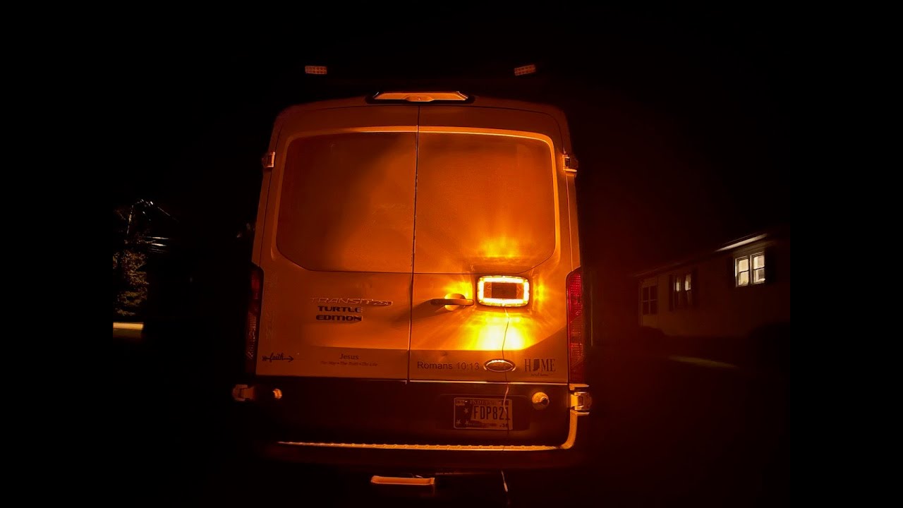 A Nilight Amber Safety Strobe Light Review with Charles Moman