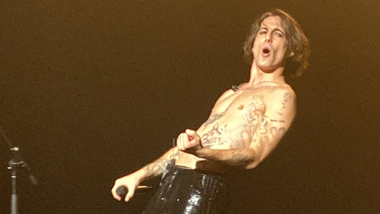 Måneskin - The Loneliest & I want to be your slave (Seattle, Wa) Loud Kids tour 2022 USA 10-31-22