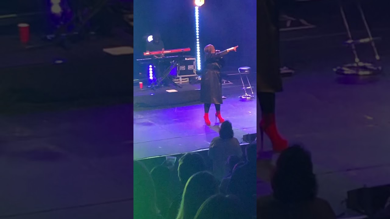 ( Dreams )Gabrielle live at the Barbican in york 10th November 2021